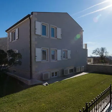 Solaris Deluxe 2 Bedrooms Каштелир